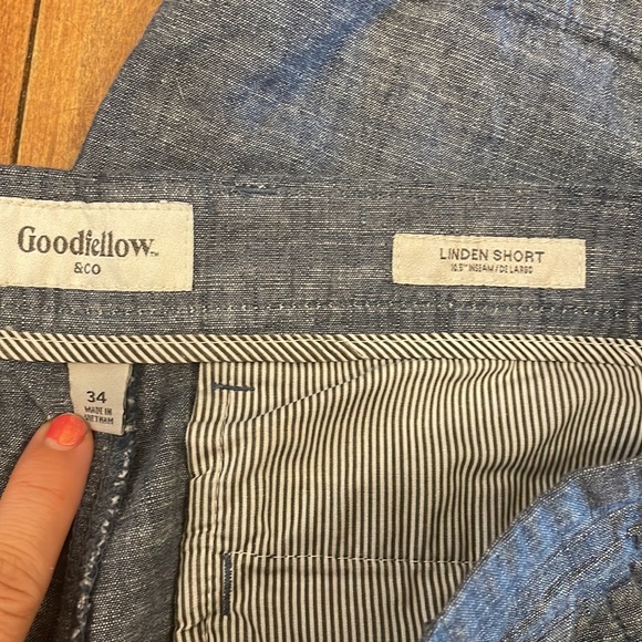 Men’s linded short - Picture 3 of 3